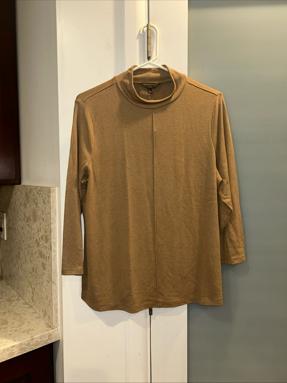 BANANA REPUBLIC Women's Large 3/4 Sleeve Luxe Mock Neck Blouse NWT $50